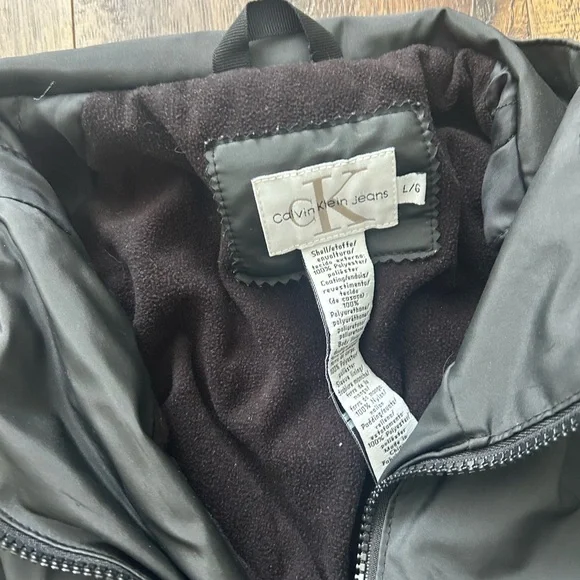 Calvin Klein Jeans Black Men's Raincoat with Fleece Lining + Front Flap Pockets - Picture 2 of 3